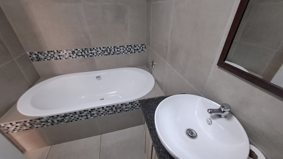 2 Bedroom Property for Sale in Pellissier Free State